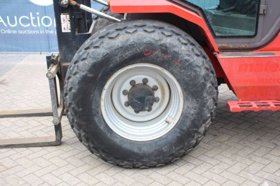 Forklift Manitou M30-4 4x4 Diesel 3000kg 2012 M30-4 4x4 2012 2 Forklift image 14
