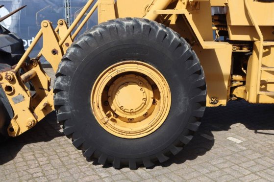 Caterpillar 930 Diesel Wheel Loader 74.6 kW 1981 930 1981 2 Wheel Loaders image 14