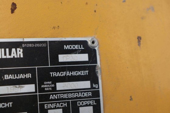 Caterpillar DP30 Diesel Forklift 3000kg 5.0m 1997 DP30 1997 2 Forklift image 14