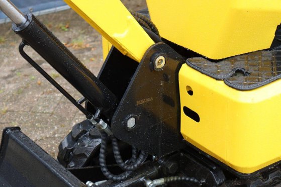 Mini Excavator CMH 08 Diesel 7kW 2026 New CMH 08 2026 1 image 29