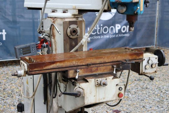 Knuth VHF 2 Milling Machine 2002 Knuth VHF 2 2002 2 image 14