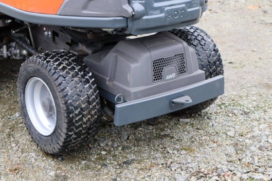 Husqvarna R320 AWD Ride-on Mower Petrol 10.2kW 2018 R320 AWD 2018 2 image 14