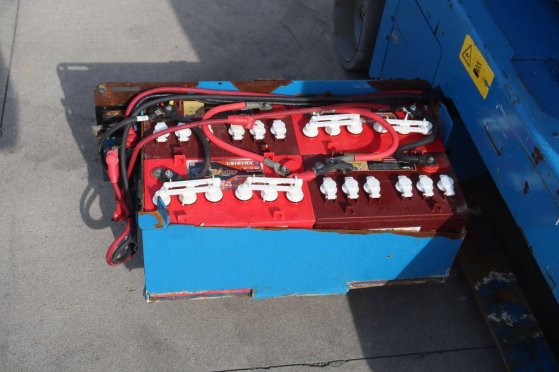 Genie GS-4047 Electric Scissor Lift 350kg 13.75m 2016 GS-4047 2016 2 Scissor Lifts image 44