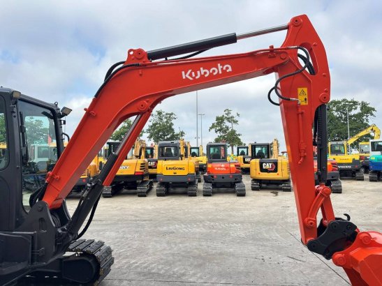 Midi excavator Kubota KX165-5 Diesel 2014 KX165-5 2014 2 Crawler Excavators image 44