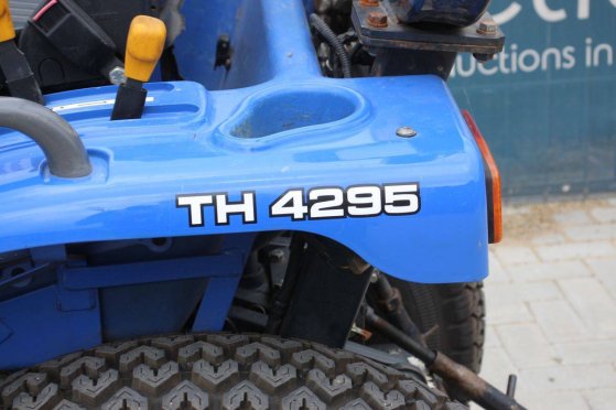 Mini tractor Iseki TH4295F Diesel 29hp 2012 Iseki TH4295F 2012 2 image 14