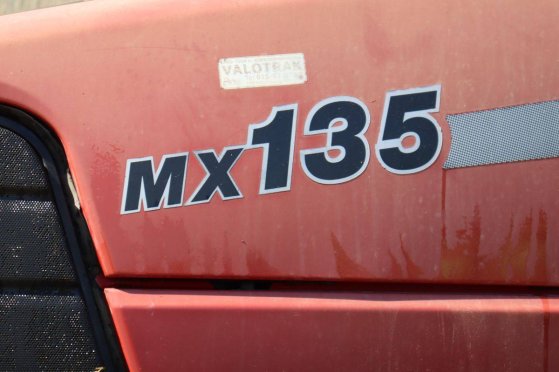 Tractor Case IH MX135 Diesel 2002 IH MX135 2002 2 image 14