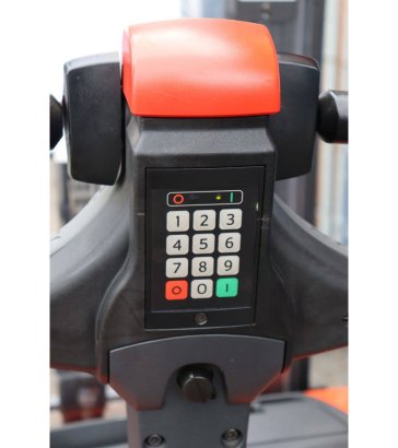 Stacker BT SWE140L Electric 1400kg 2.65m 2015 BT SWE140L 2015 2 image 14