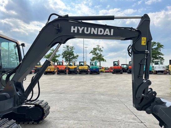 Crawler excavator Hyundai R60VS Diesel 2021 R60VS 2021 2 Crawler Excavators image 14