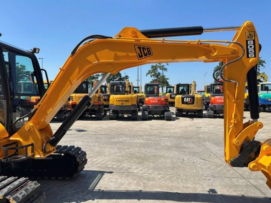 JCB 8056 Diesel Crawler Excavator 2011 8056 2011 2 Crawler Excavators image 44
