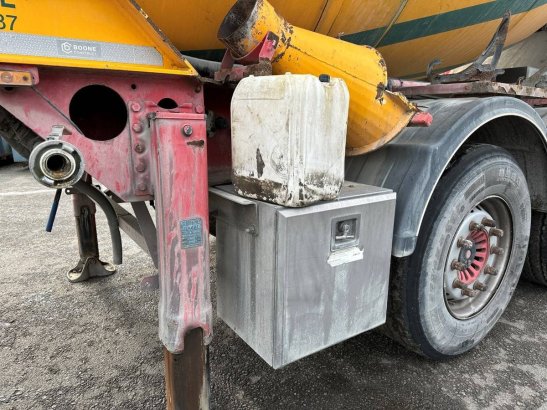 Concrete mixer Mol M12 Diesel 2012 MOL M12 2012 2 image 59