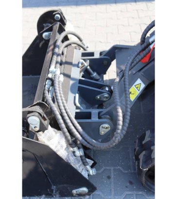 Skid Steer Loader Infront YF480 Petrol 8.6kW 2025 New Infront YF480 2025 1 image 29