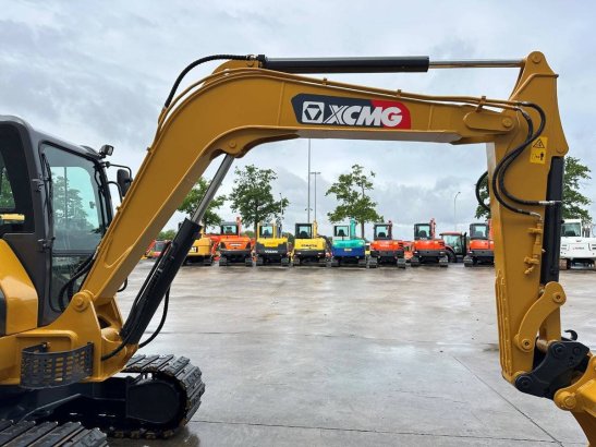 Midi excavator XCMG XE55DA Diesel 2022 XE55DA 2022 2 Crawler Excavators image 14