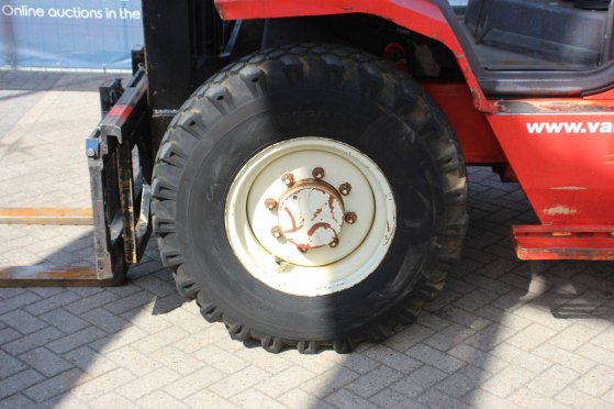 Rough-terrain forklift Manitou MC30-2 Diesel 3000kg 2002 MC30-2 2002 2 Rough Terrain Forklift image 14