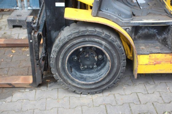 Forklift Hyundai 33L-7A LPG 2840kg 5.0m 2012 33L-7A 2012 2 Forklift image 14