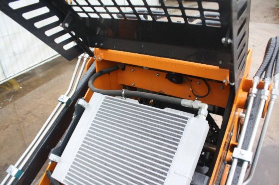 Skid steer loader ZJ-380 Petrol 18.5kW 2026 New Demo Barrett ZJ-380 2026 1 image 14
