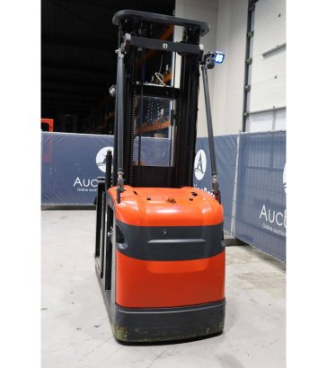 Linde V10-02 Electric Reach Truck 800kg 5.4m 2019 9996 2019 2 image 14
