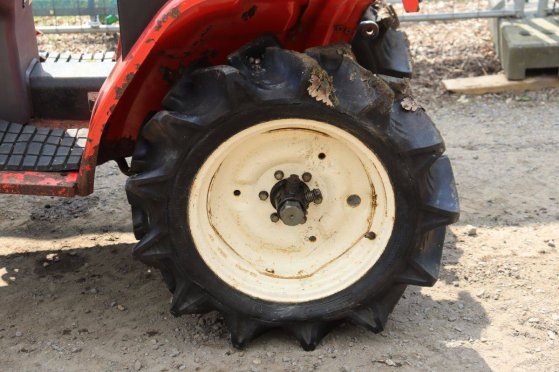 Mini tractor Yanmar KE-2D Diesel 12.5 HP Ke-2D 2 Tractor Units image 14