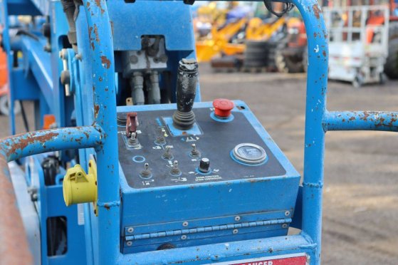 Genie Z-20/8N Electric Articulated Boom Lift 200kg 8.1m 1999 Z-20/8N 1999 2 image 14