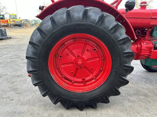 Tractor Oldtimer VOLVO BM T55 Diesel T55 2 image 14