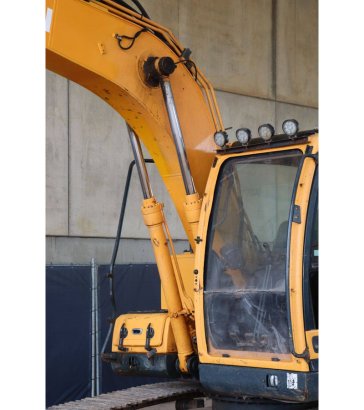Crawler excavator Hyundai ROBEX140LC-9A Diesel 87kW 2014 ROBEX140LC-9A 2014 2 Crawler Excavators image 14