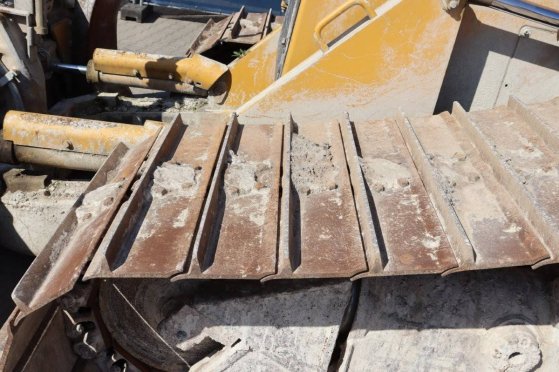Bulldozer Caterpillar D5H LGP Series II Diesel 1994 D5H LGP Series II 1994 2 Dozers image 14
