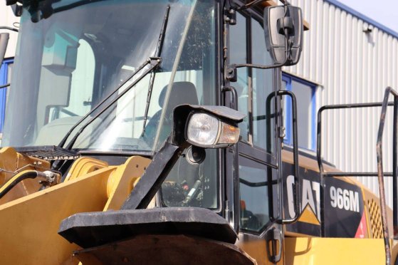 Caterpillar 966M Diesel 222kW Wheel Loader 2015 261 2015 2 Wheel Loaders image 14