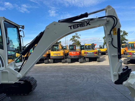 Midi excavator Terex TC65 Diesel 2011 TC65 2011 2 Crawler Excavators image 14
