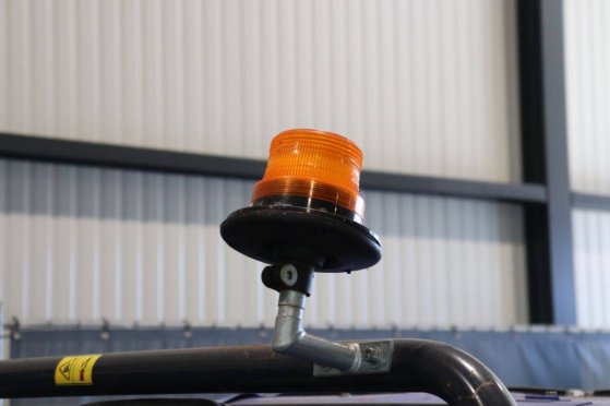 Iseki SF240 Diesel Ride-on Mower 2013 Iseki SF240 2013 2 image 15