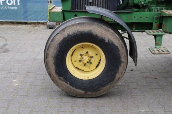 Tractor John Deere 2250 Diesel 62hp 1998 John Deere 2250 1998 2 image 15