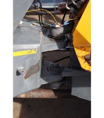 Articulated loader Giant V451T Diesel 45hp 2005 Giant V451T 2005 2 Wheel Loaders image 15