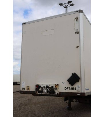 Closed Semi-Trailer Krone SD 39000kg 2011 9357 2011 2 Box semi-trailers image 15