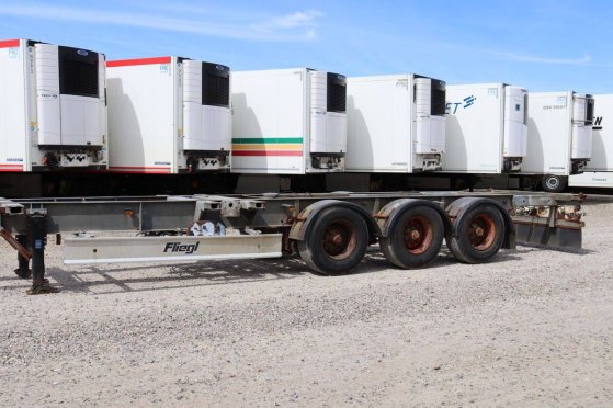 Fliegl 2008 Container Chassis Fliegl 2008 2 image 15