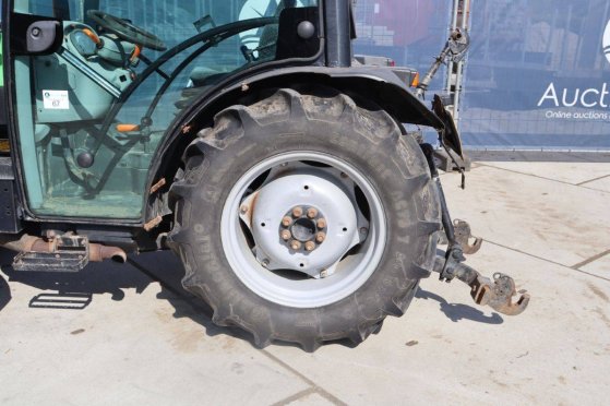 Tractor Deutz Fahr Agroplus 320 Diesel 60kW 2010 Deutz Fahr Agroplus 320 2010 2 image 15