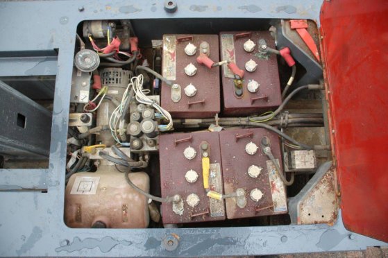 Skyjack SJ12 Electric Mast Lift Skyjack SJ12 2 image 15