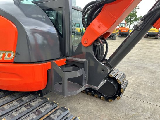 Midi excavator Kubota KX155-3SZ Diesel 2014 KX155-3SZ 2014 2 image 15