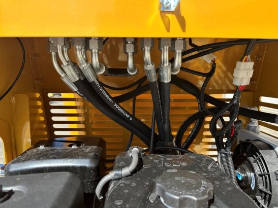 Tracked Dumper Hydraulic Rotating Tipping Bucket SDLOOL SL1200 Petrol 2026 SDLOOL SL1200 2026 2 Mini dumpers image 15