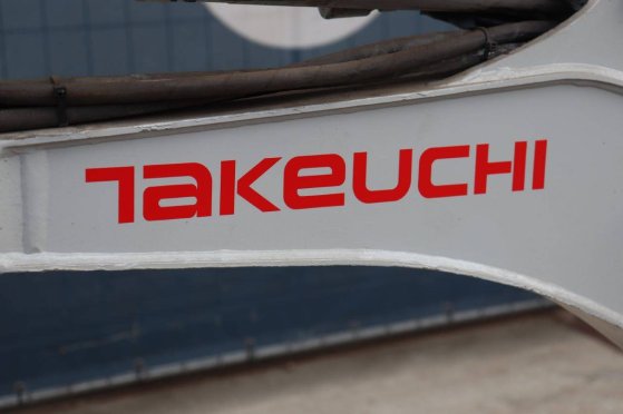 Mini excavator Takeuchi TB210R Diesel 2016 TB210R 2016 2 image 15