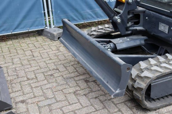 Landward XT25U Crawler Excavator Diesel 14kW 2025 New Landward XT25U 2025 1 Crawler Excavators image 15