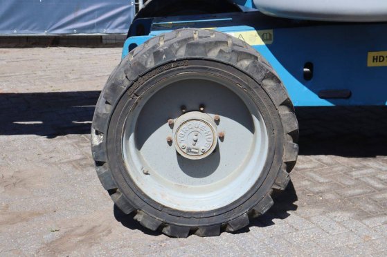 Genie Z-45/25 Articulated Boom Lift Diesel 227kg 16m 2007 Z-45/25 2007 2 image 15