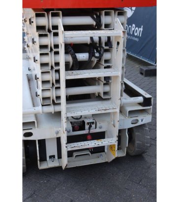 Genie GS4047 Electric Scissor Lift 350kg 13.94m 2019 GS4047 2019 2 Scissor Lifts image 15