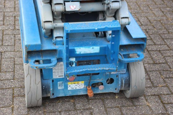 Skyjack SJ III Scissor Lift 3219 Electric 227kg 7.8m 2015 Skyjack SJ III 3219 2015 2 Scissor Lifts image 15