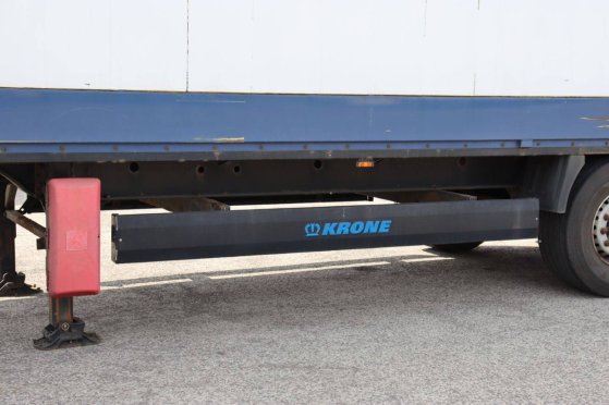 Closed Semi-Trailer Krone SD 36000kg 2011 9357 2011 2 Box semi-trailers image 15