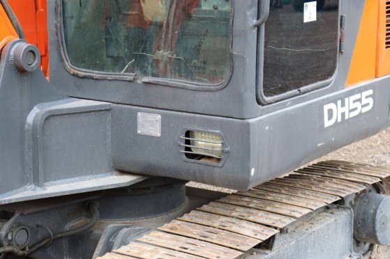 Doosan DH55-V Crawler Excavator Diesel 40kW 2010 Doosan DH55-V 2010 2 Crawler Excavators image 15