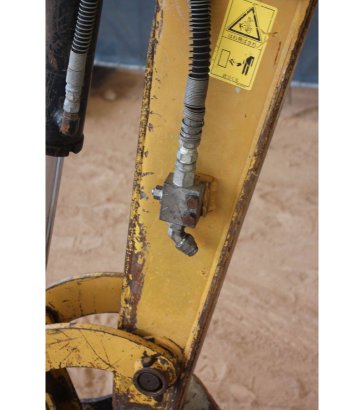 Mini excavator Caterpillar 303C Diesel 18.5kW 2011 18 2011 2 image 15