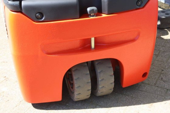 Forklift Linde E14-02 Electric 1400kg 7m 2017 E14-02 2017 2 Forklift image 15