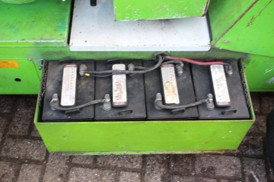 Niftylift HR12 NDE Articulated Boom Lift Electric+Diesel 12.2m 1997 Niftylift HR12 NDE 1997 2 image 30