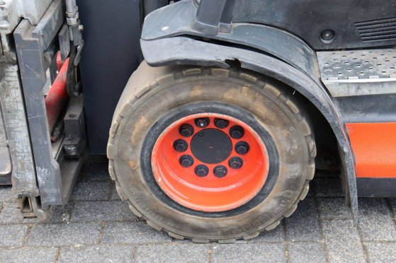Linde E30HL-01/600 Electric Forklift 3000kg 2015 E30HL-01/600 2015 2 Forklift image 15