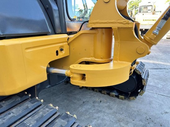 Midi excavator Komatsu PC40MR-2 Diesel 2012 PC40MR-2 2012 2 Crawler Excavators image 15