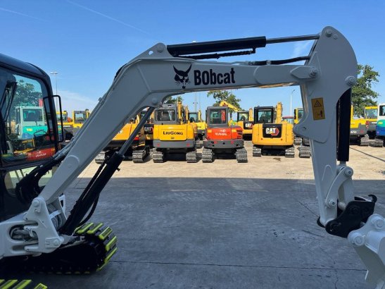 Midi excavator Bobcat 331 Diesel 2010 331 2010 2 Crawler Excavators image 15
