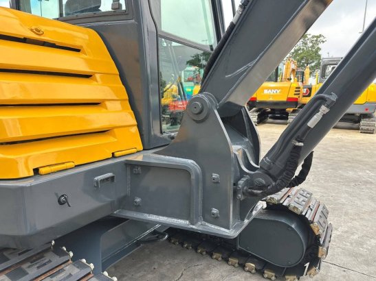 Midi excavator Volvo EC60C Diesel 2010 EC60C 2010 2 Crawler Excavators image 15